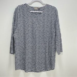 Chicos Raised Abstract Top